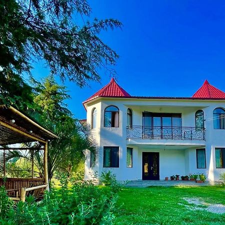 Villa In شاكفي المظهر الخارجي الصورة
